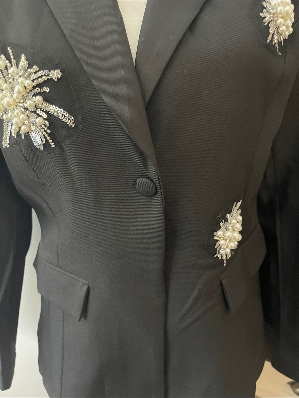 Black with Pearl and Sequined Embellished Women's Blazer - Picture 9 of 9